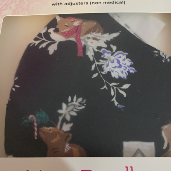 Vera Bradley Merry Mischief Face Mask, Black - Picture 4 of 5